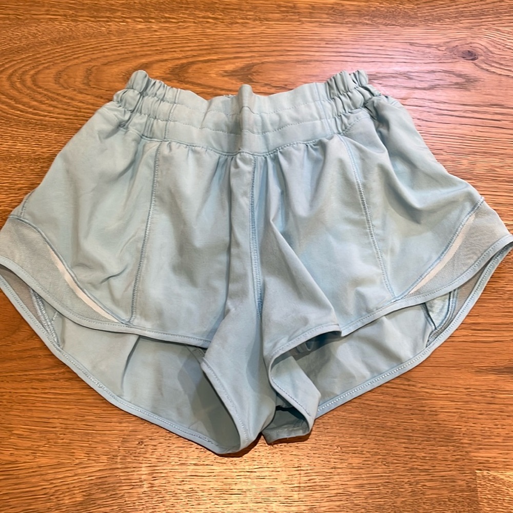 lululemon hotty hot shorts
